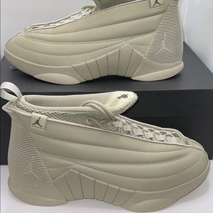 PRE-OWENED BILLIE EILISH AIR JORDAN 15 SIZE 8.5W